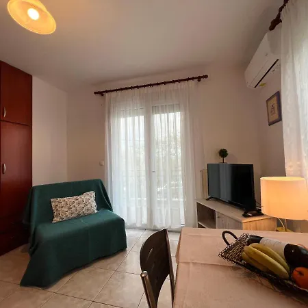 Apartman Elia Ii *