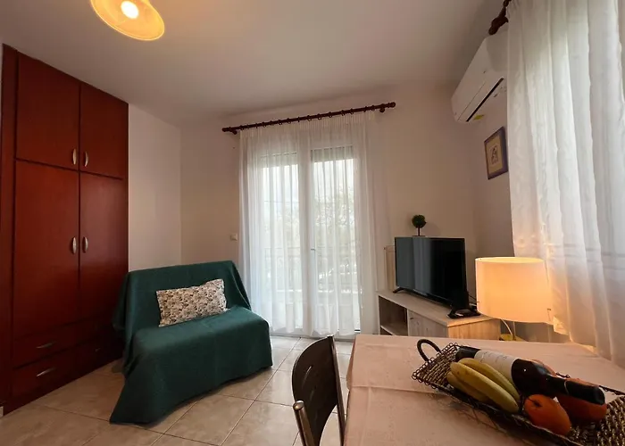 Apartment Elia Ii *